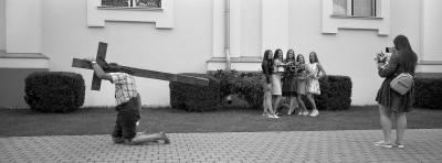 Analoginiu būdu įamžinęs atlaidus Virgilijus Usinavičius – fotografijų konkurso nugalėtojas