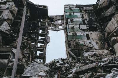 COLLAPSE – baltarusų fotografo Aliaksandro Vasukovičiaus reportažinių kadrų serijos paroda